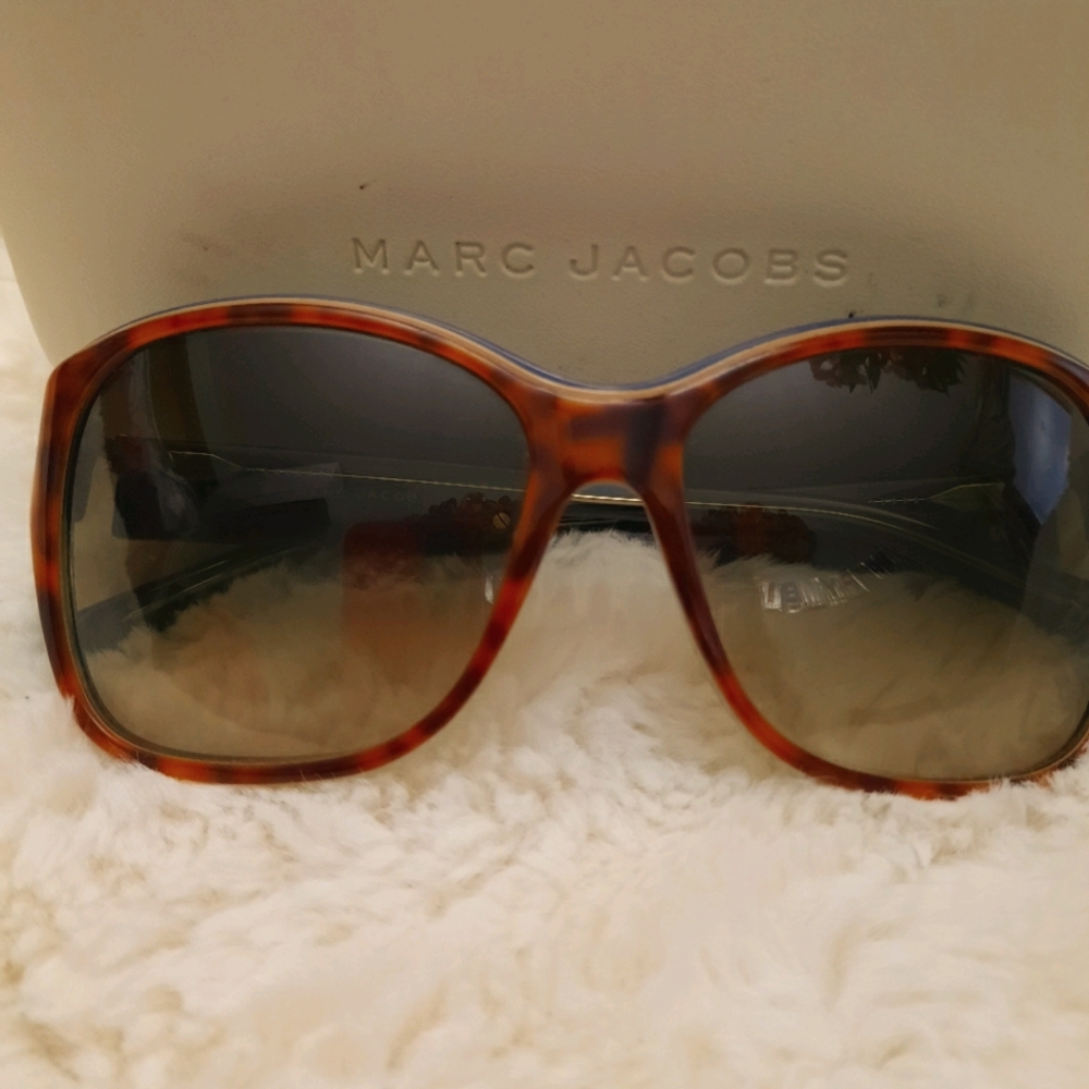 Marc Jacobs tortoise gradient sunglasses